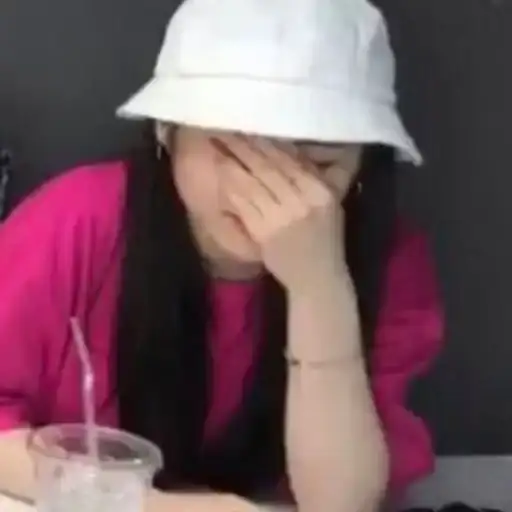 Sticker 🤦‍♀️