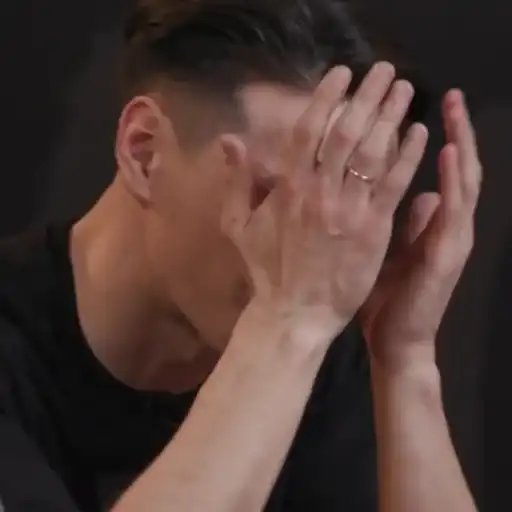 Sticker 🤦‍♂️