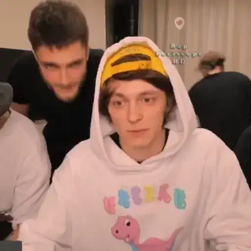 Sticker 😶‍🌫️