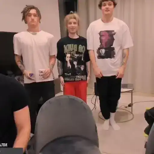 Sticker 👯‍♂️