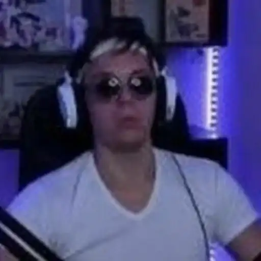 Sticker 😶‍🌫️