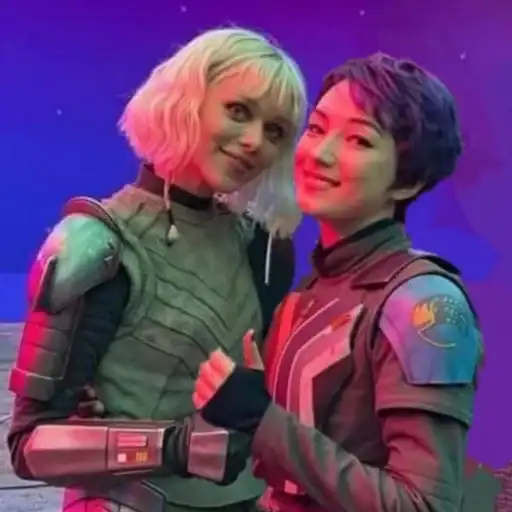 Sticker 👩‍❤️‍👩