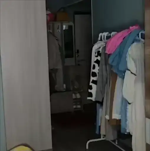 Sticker 🚶‍♀️