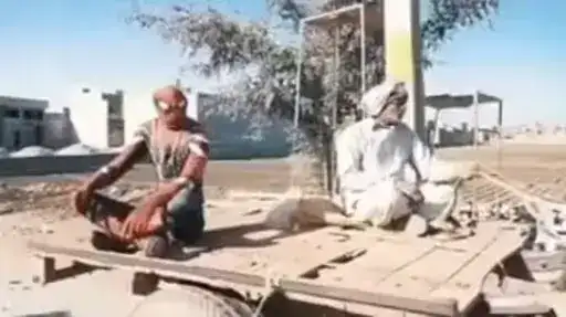 Sticker 🧎‍♂️