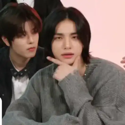 Compliment Battle preview